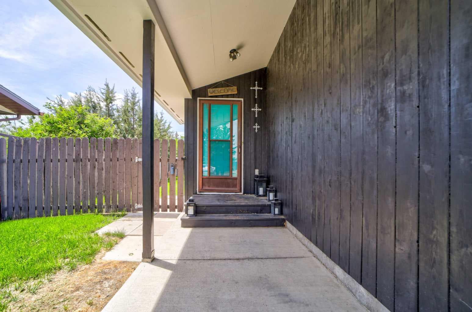 844 Foothills Avenue — photo 3