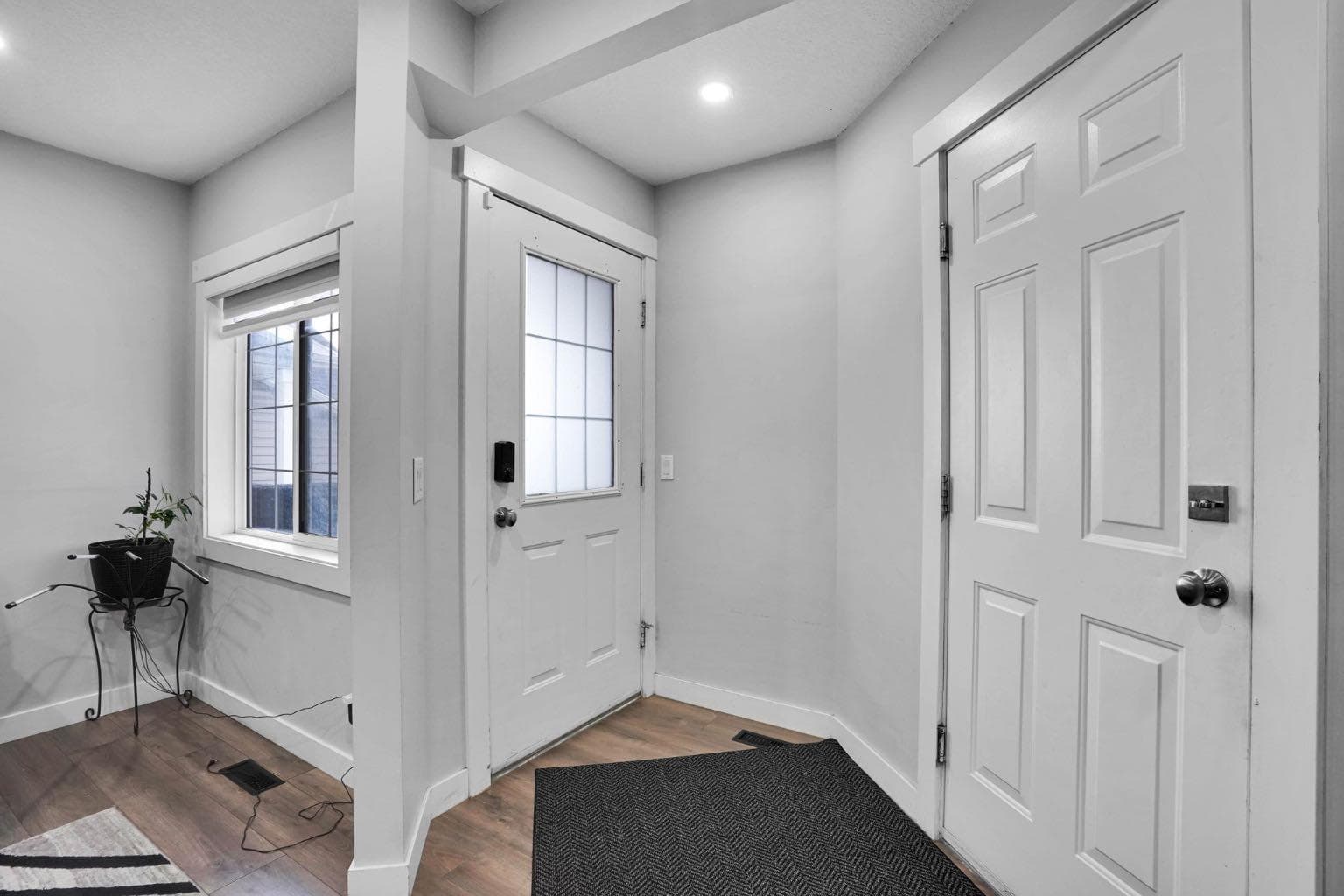 63 Saddlemont Crescent NE — photo 2