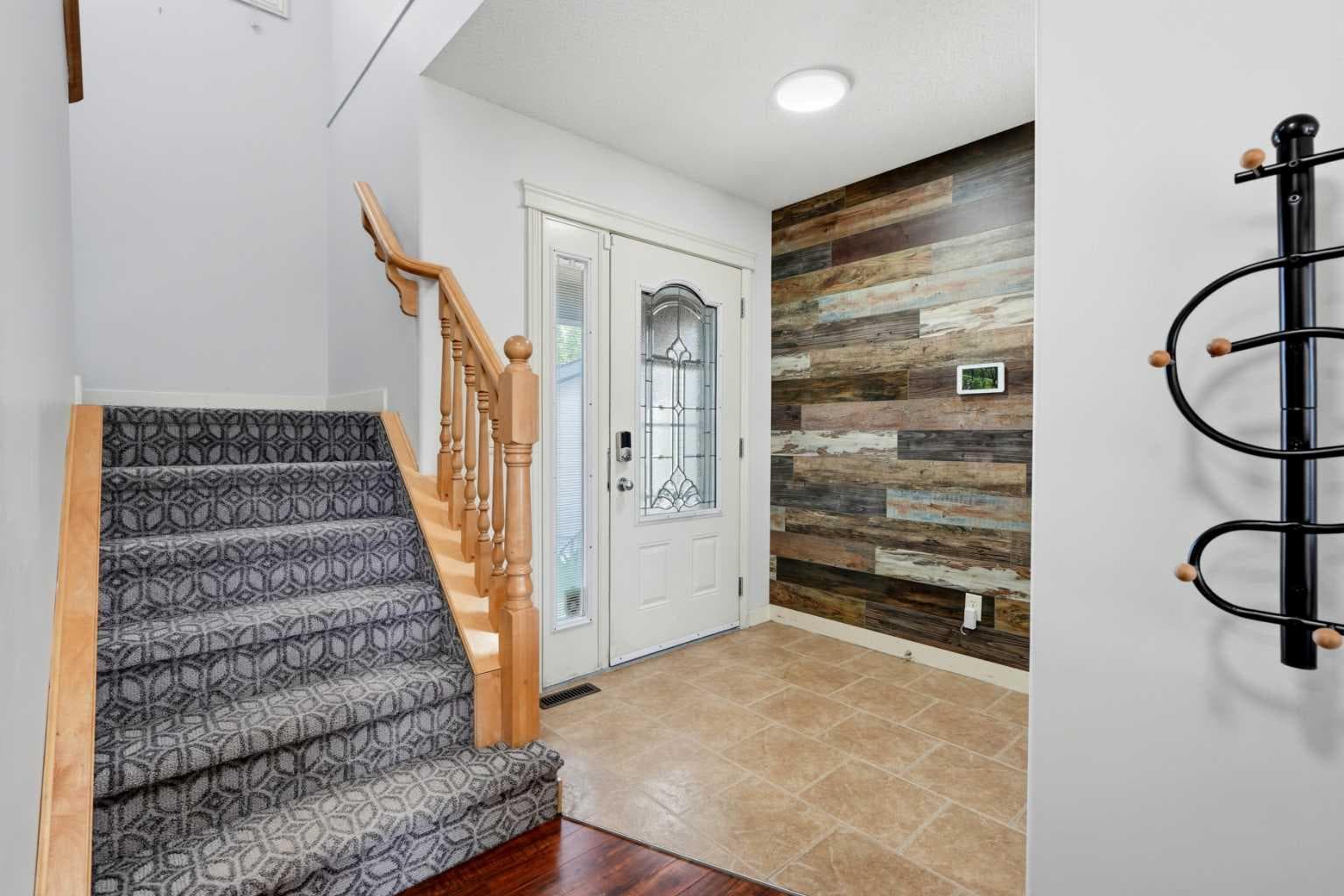 156 Covehaven Terrace NE — photo 3