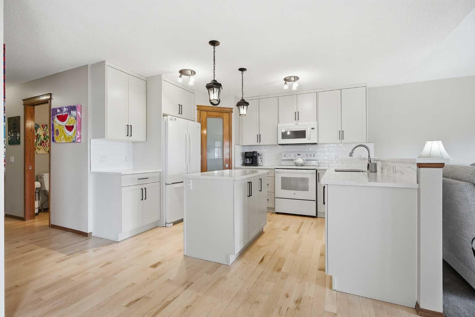 276 Kincora Heights NW — photo 4