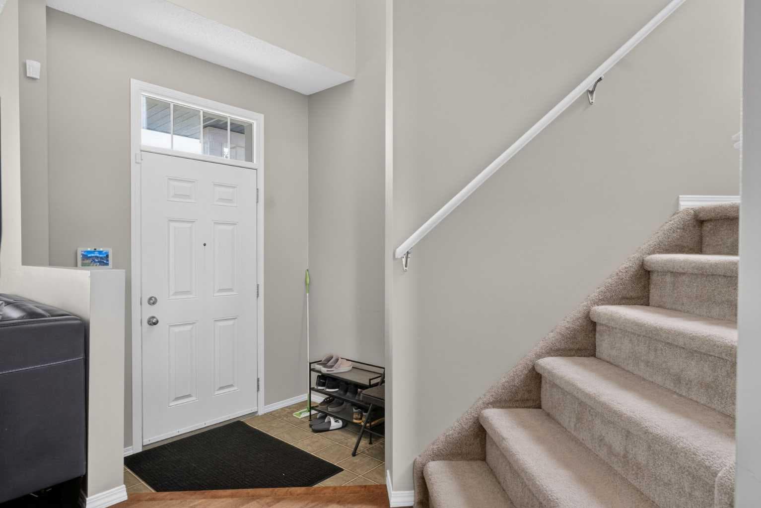 116 Panora Close NW — photo 3