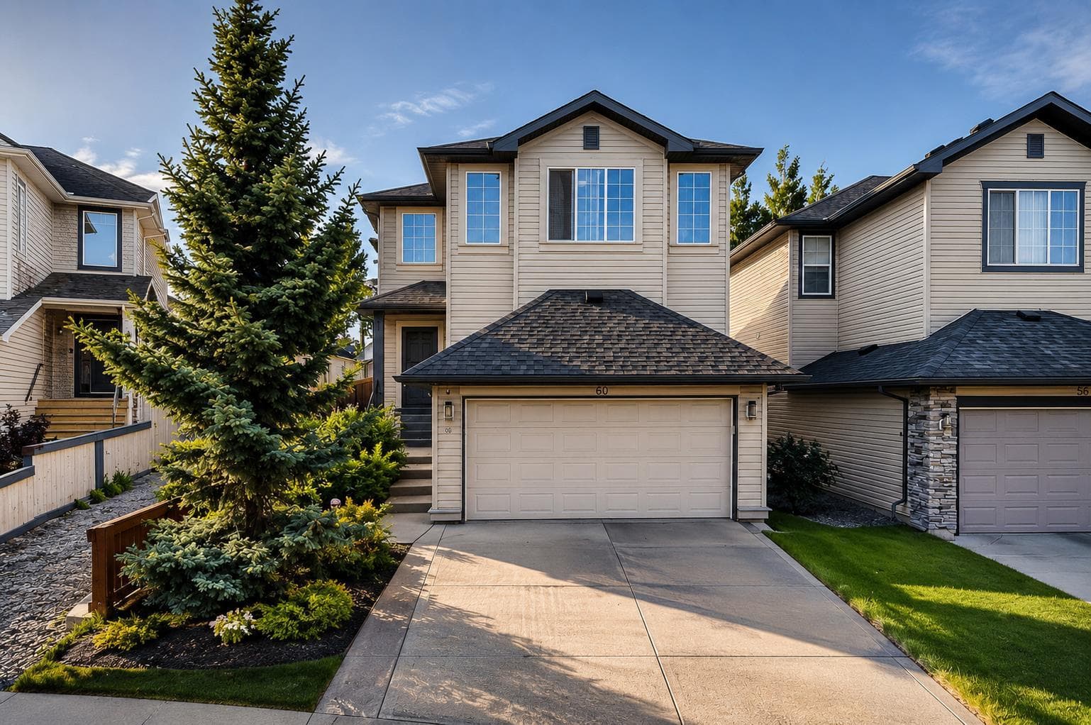 60 Tuscany Ridge Crescent NW — photo 1