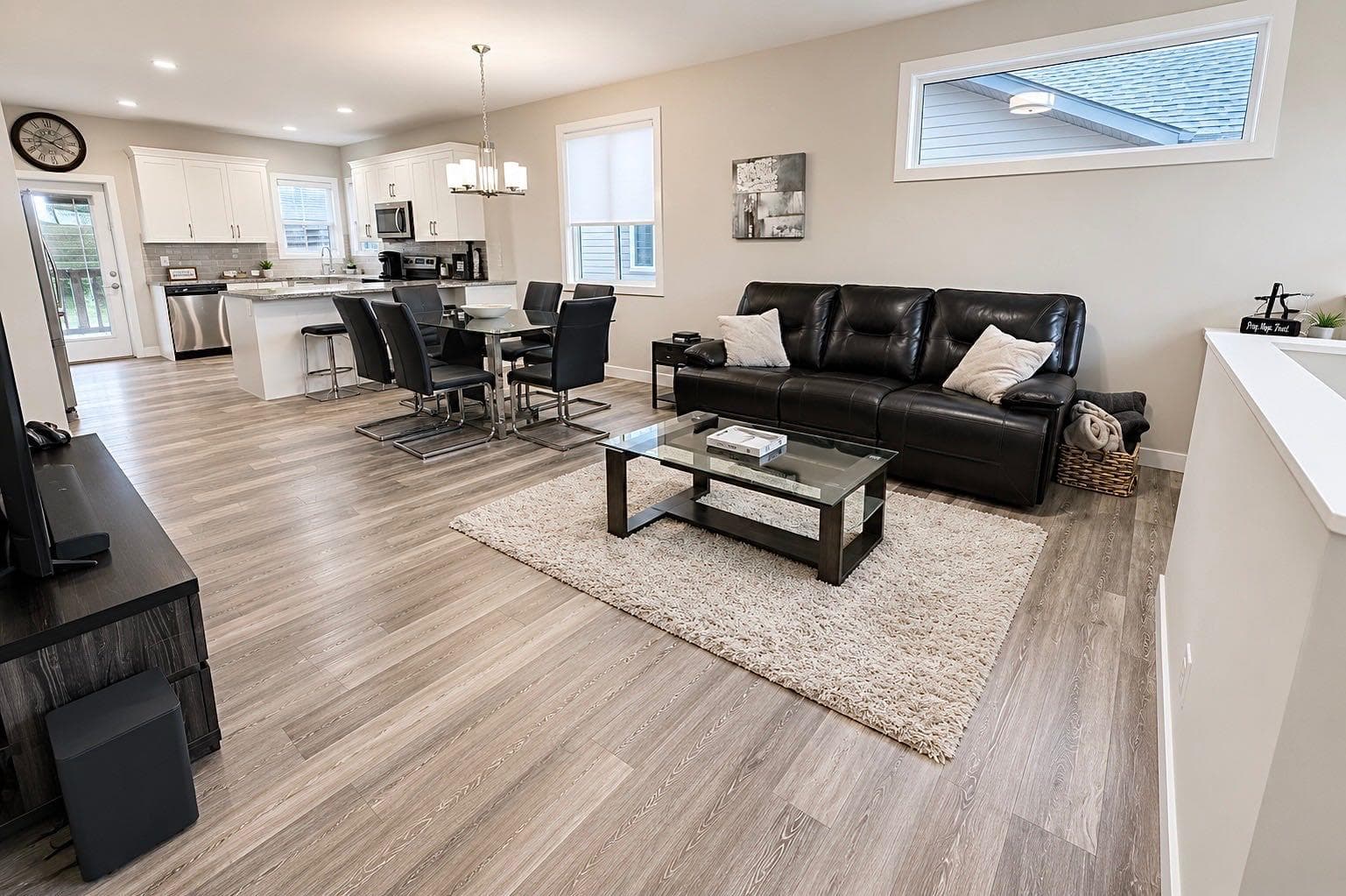 58 Village Crescent — photo 4