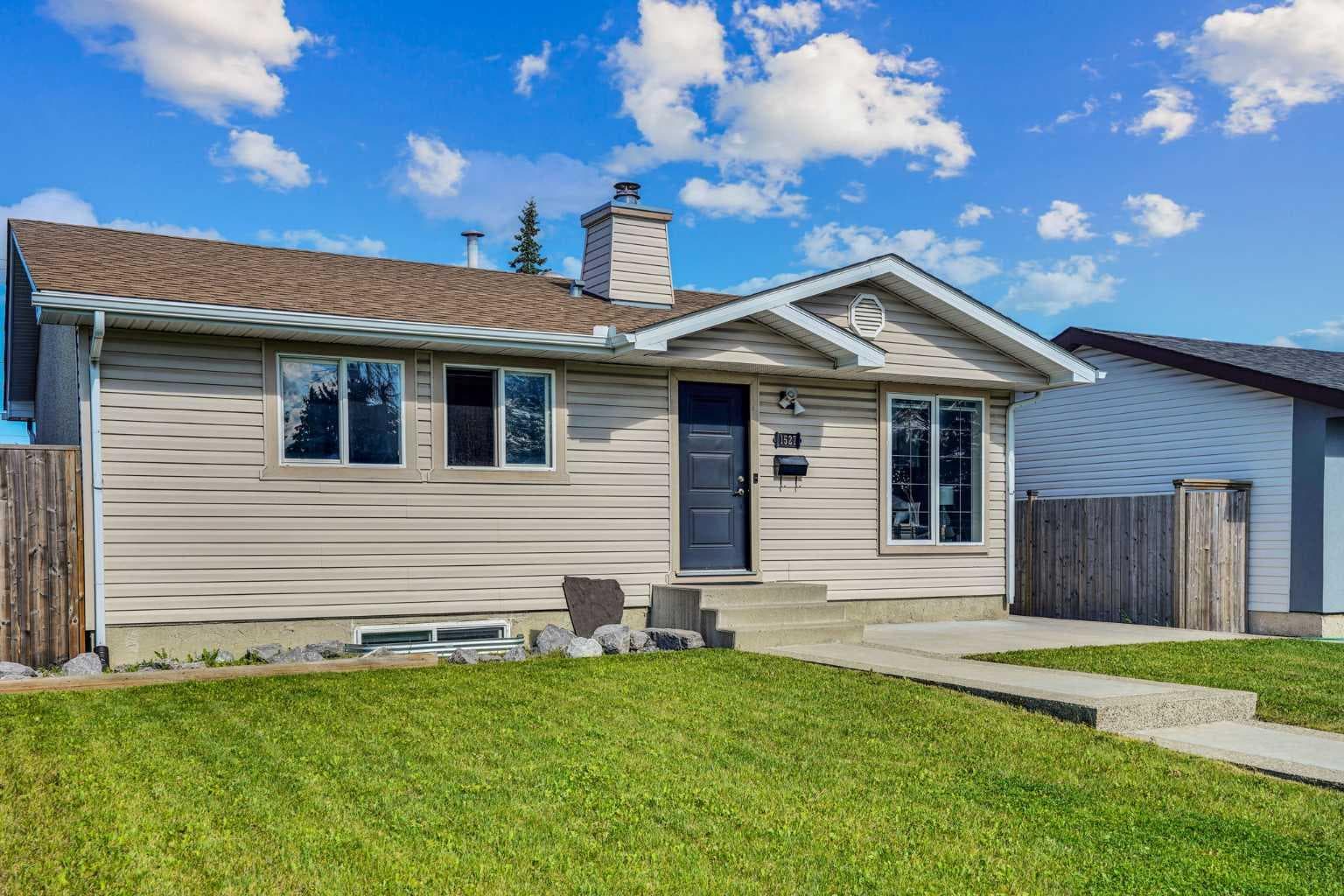 1527 Maitland Drive NE — photo 5