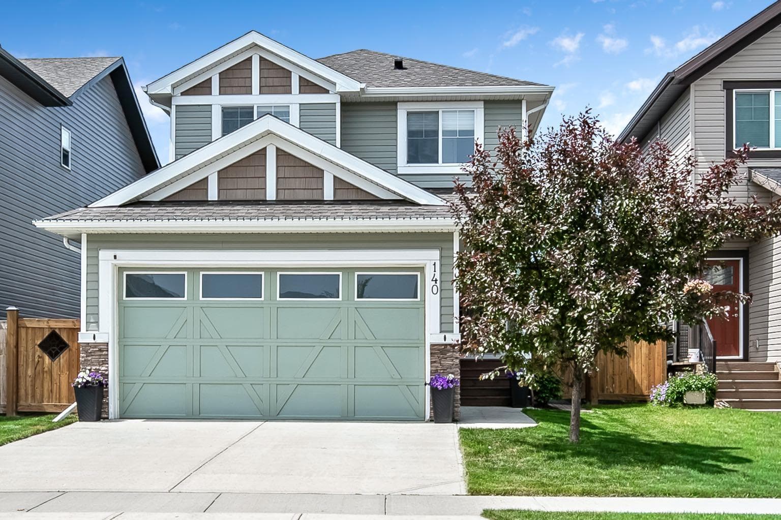140 Wildrose Drive — photo 2
