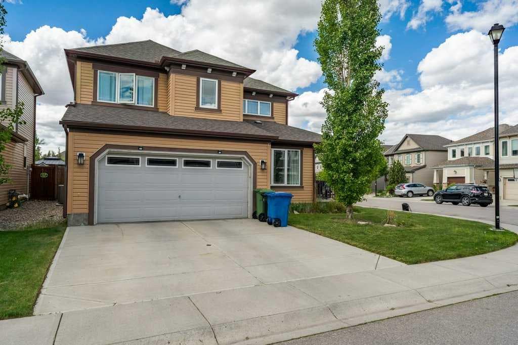 15 Windwood Grove SW — photo 1