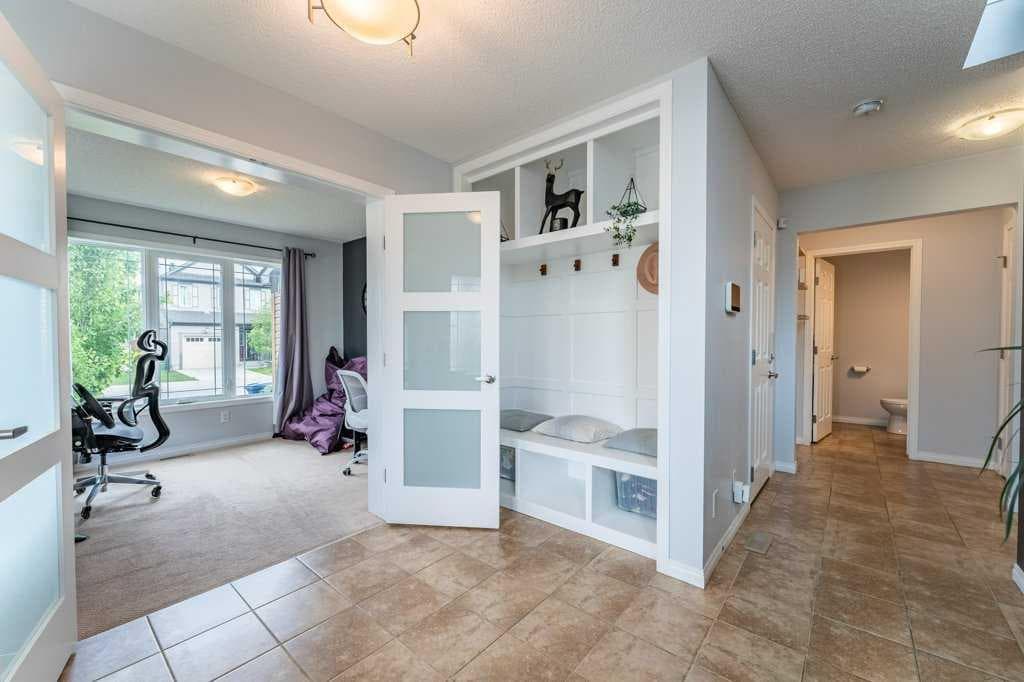 15 Windwood Grove SW — photo 4