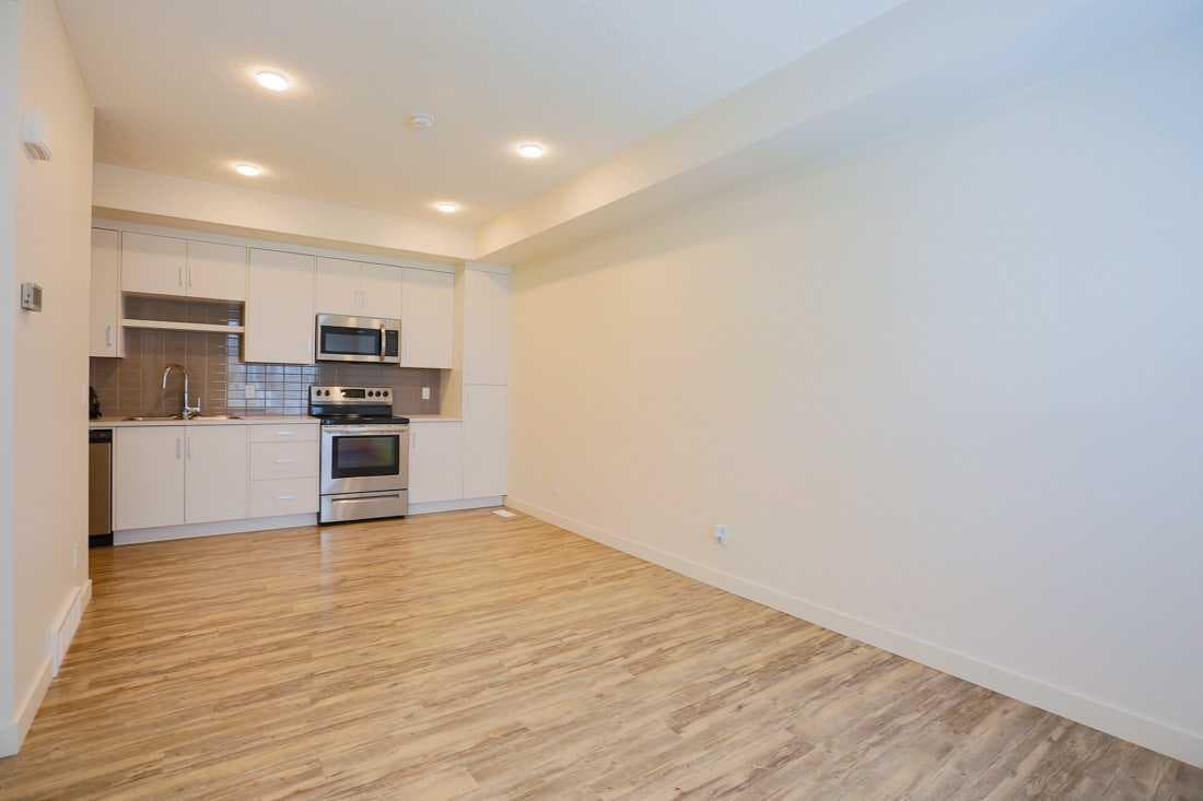 5104, 100 Walgrove Court SE — photo 4