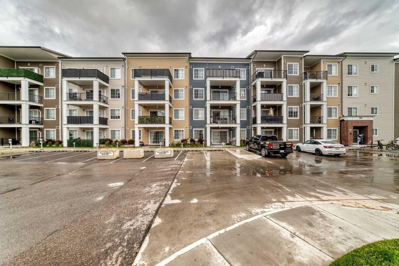 8306, 151 Legacy Main Street SE — photo 4