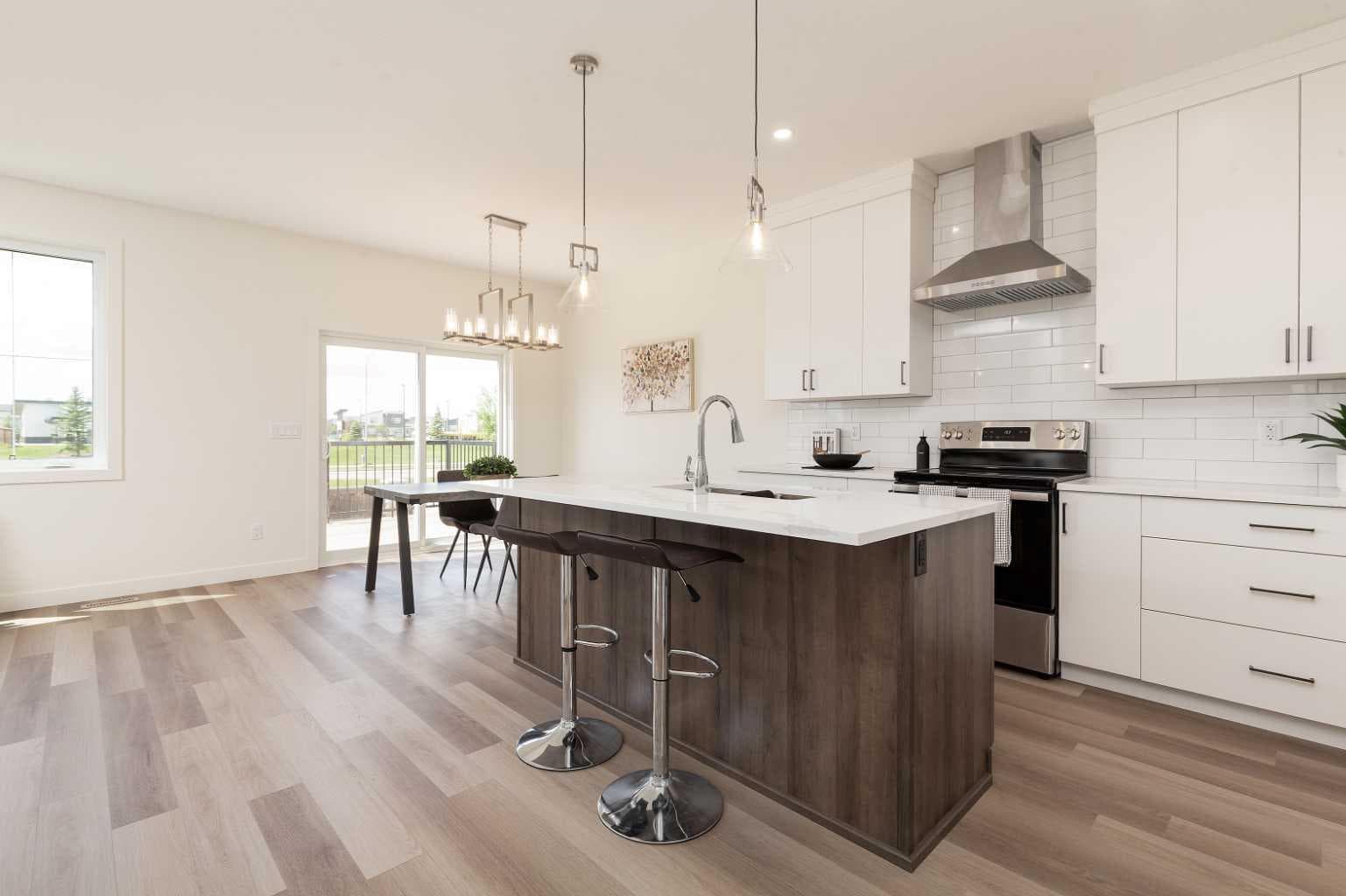 393 Rivergrove Chase W — photo 2