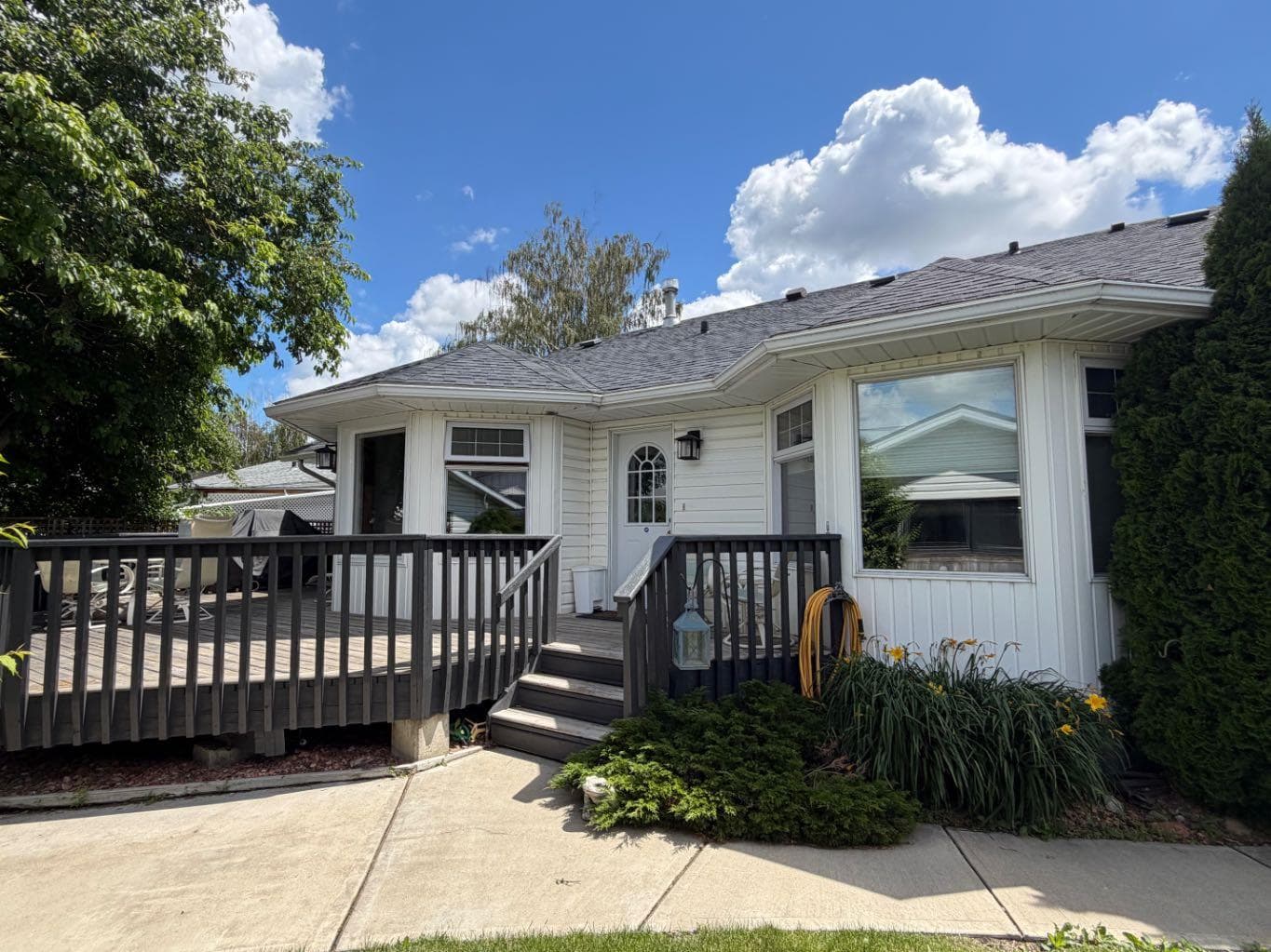 Detached in Riverview Park
