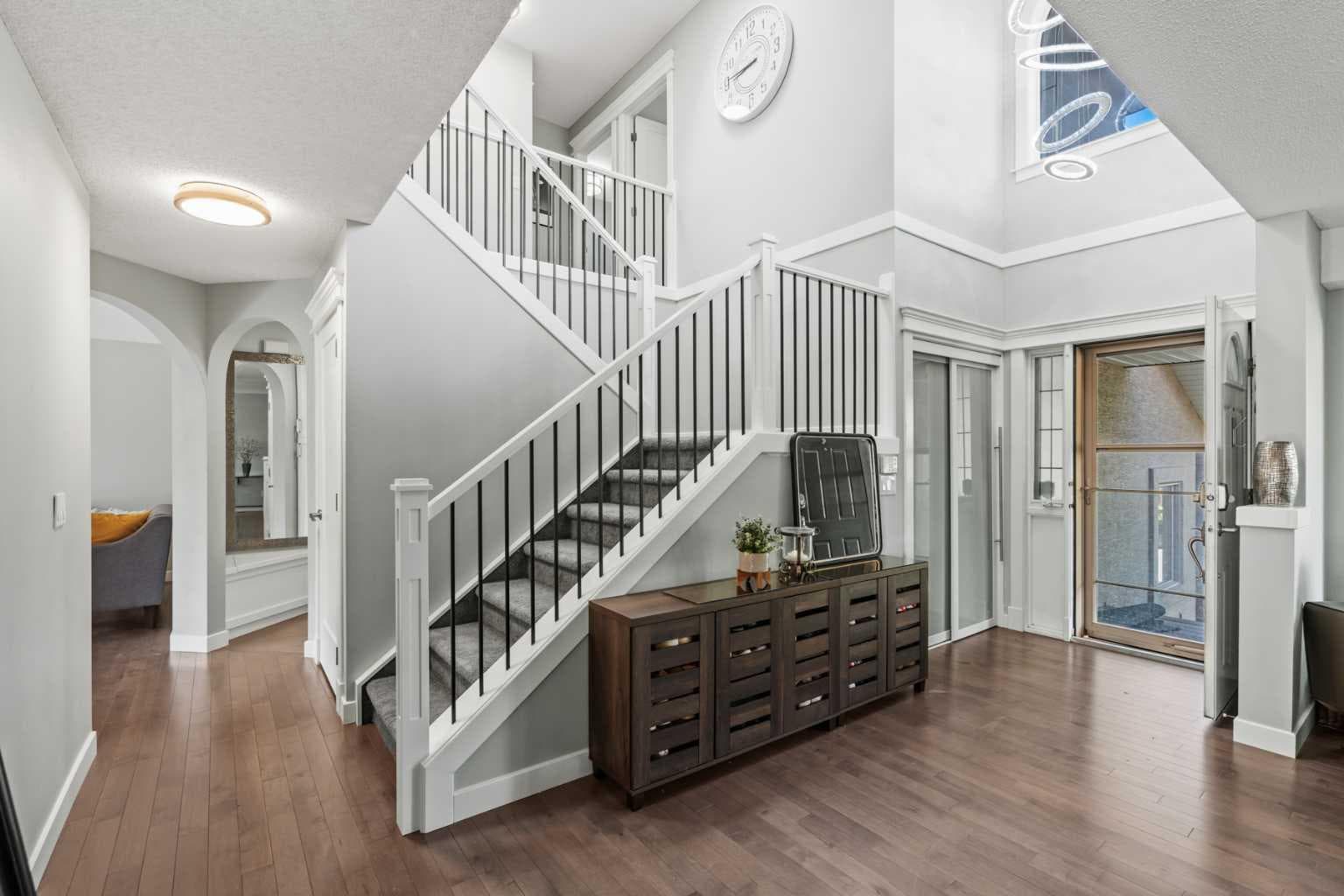 107 Edgebrook Circle NW — photo 3