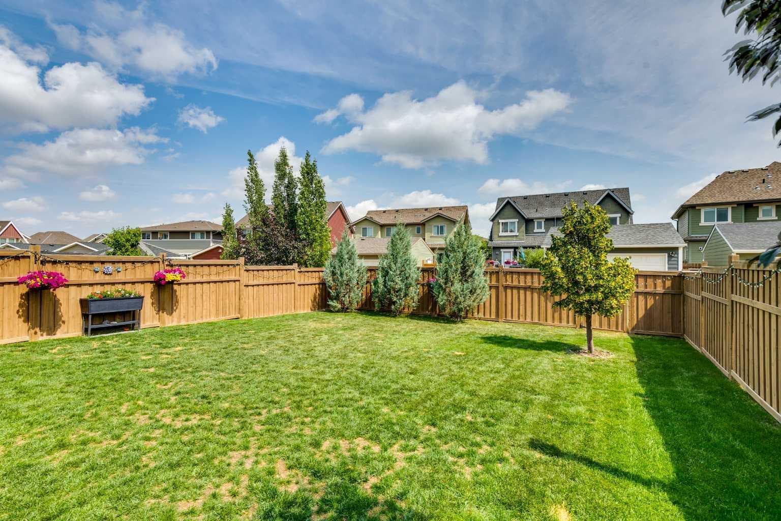 52 Marquis Crescent SE — photo 4