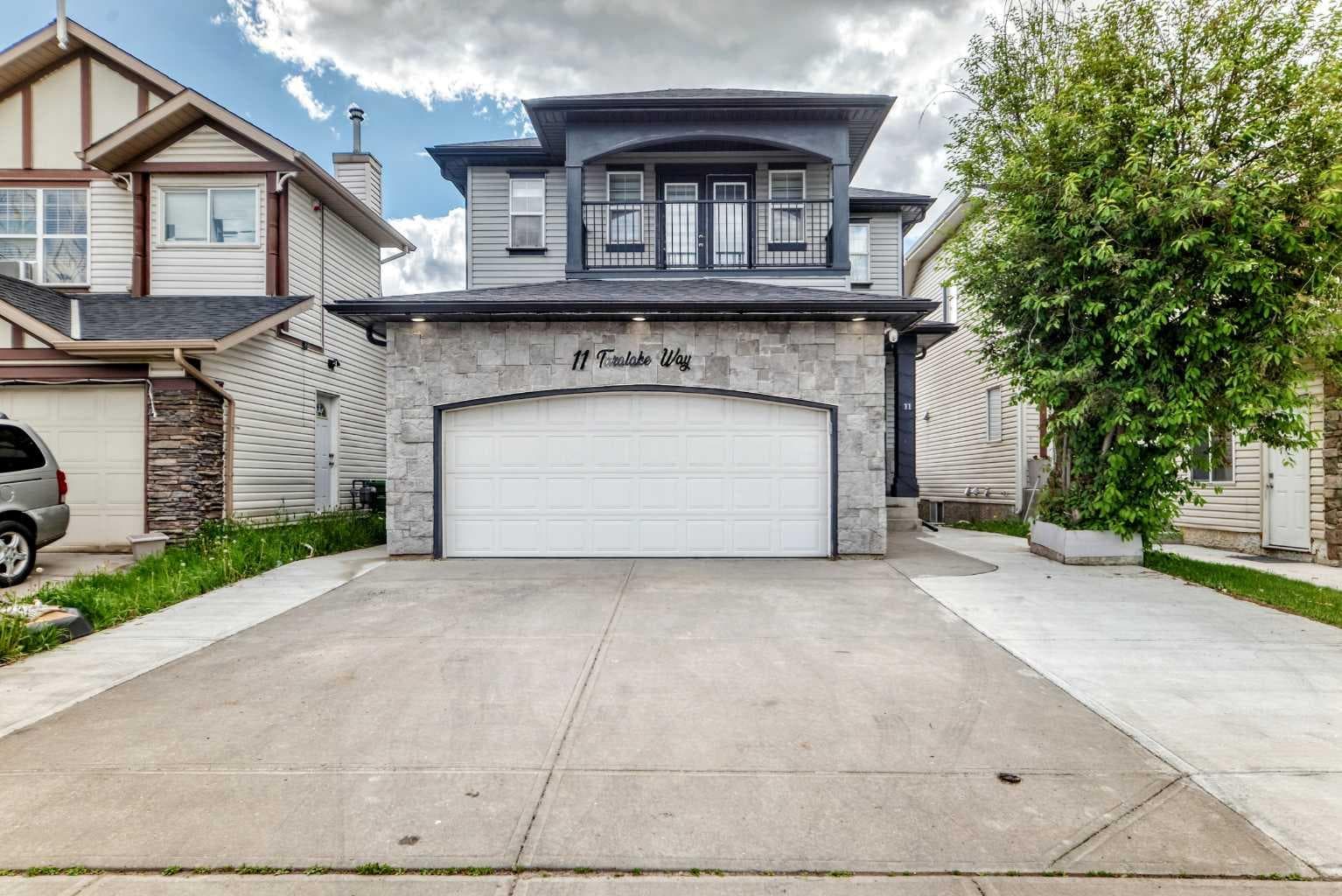 11 Taralake Way NE — photo 1