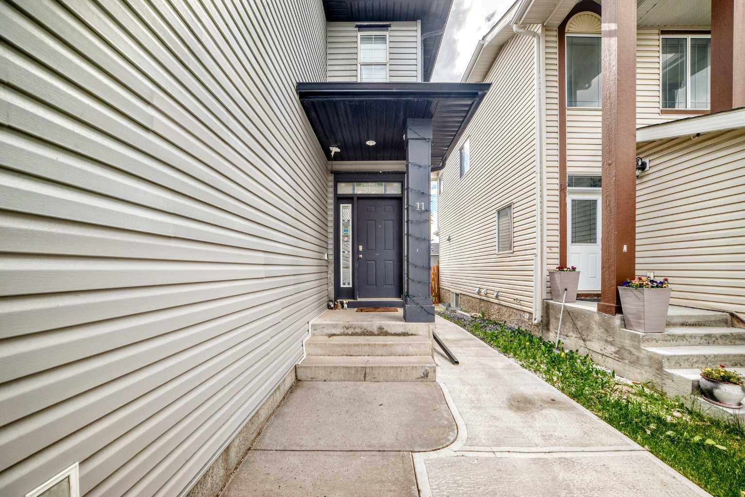 11 Taralake Way NE — photo 3