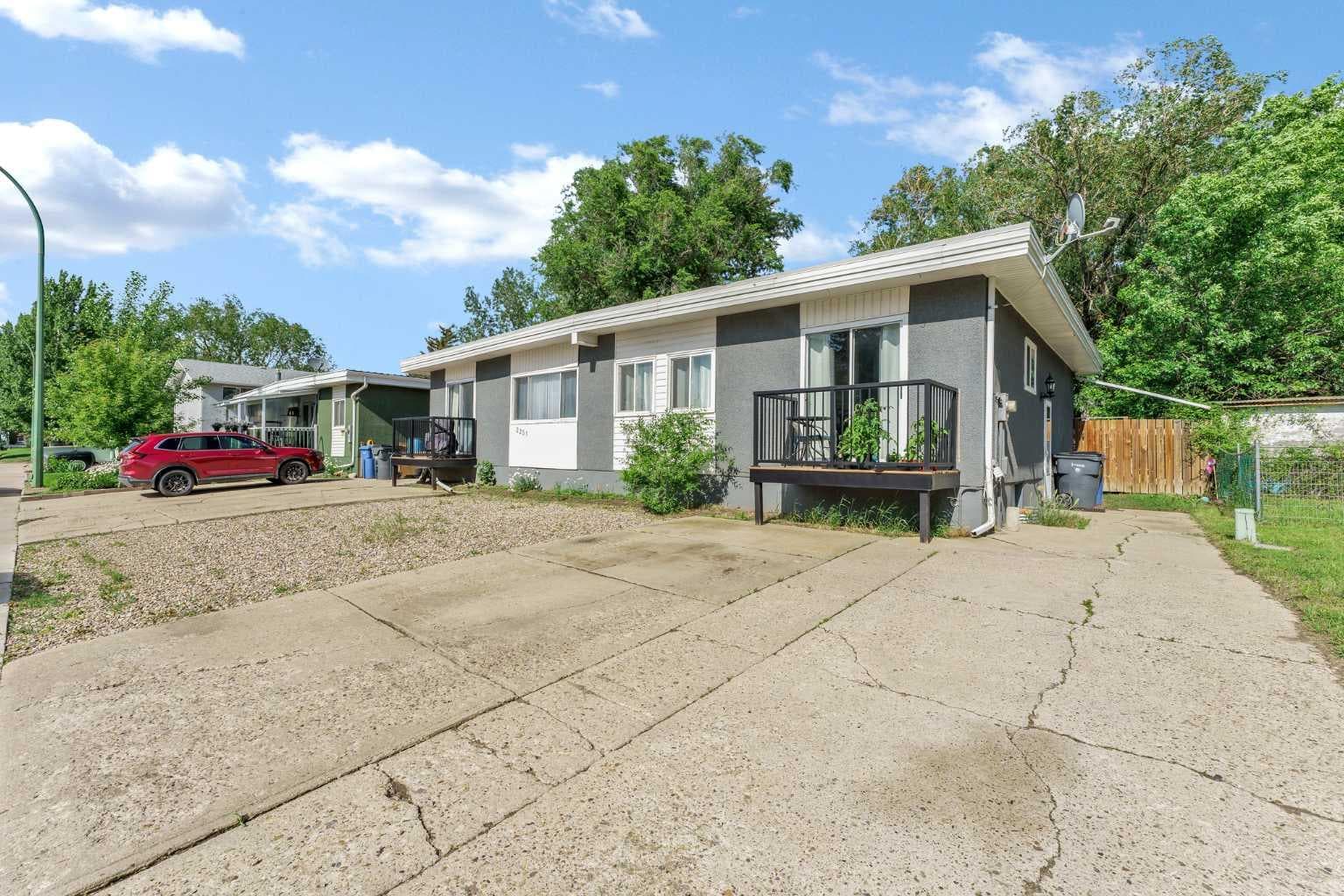 2257 Upland Drive SE — photo 2