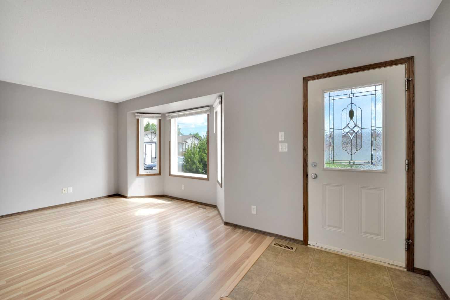 45 Winston Place — photo 2