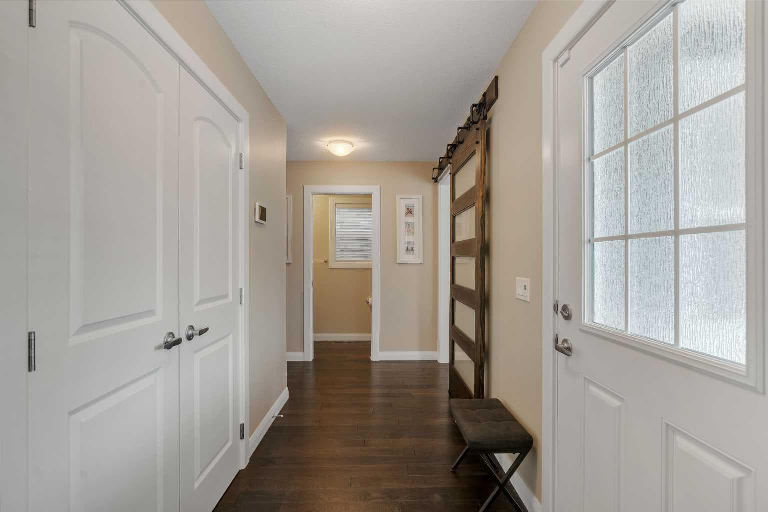18 Evanscrest Rise NW — photo 2