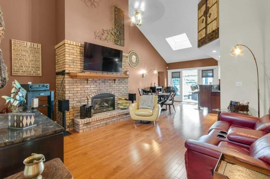 63 Edenstone Way NW — photo 1