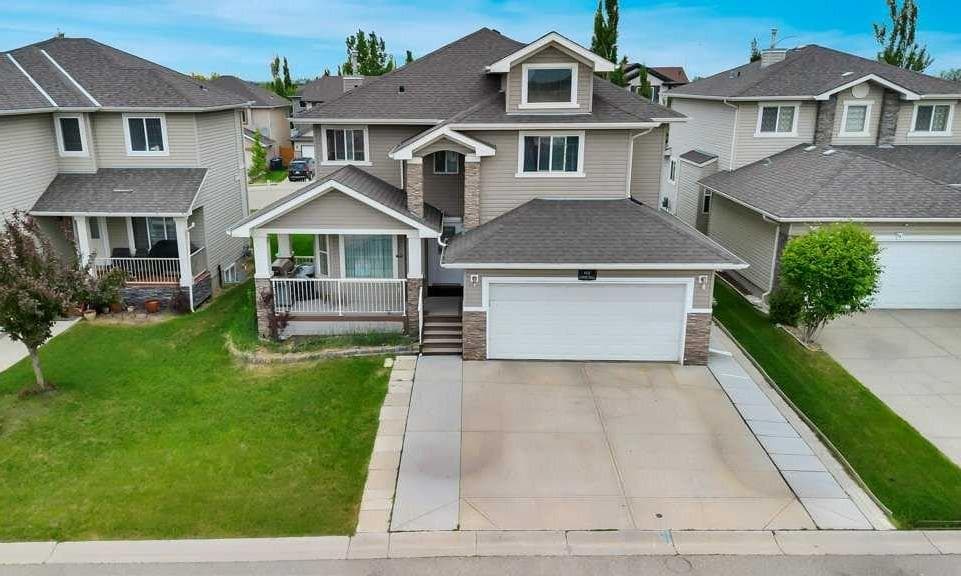 Detached in The Cove