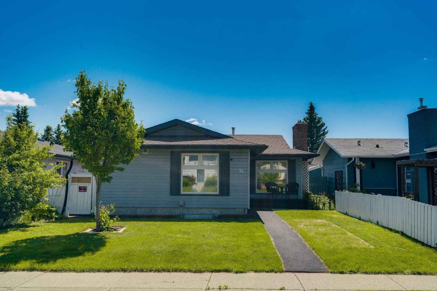 24 Shawcliffe Road SW — photo 1