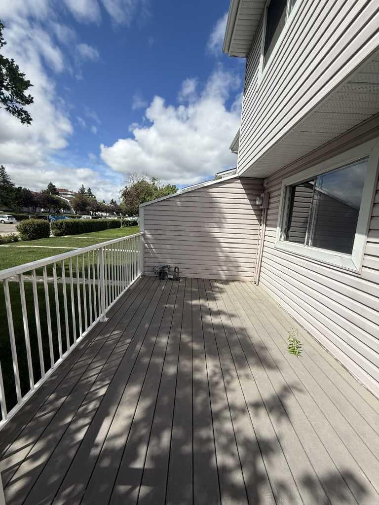 417 40 Street NE — photo 4