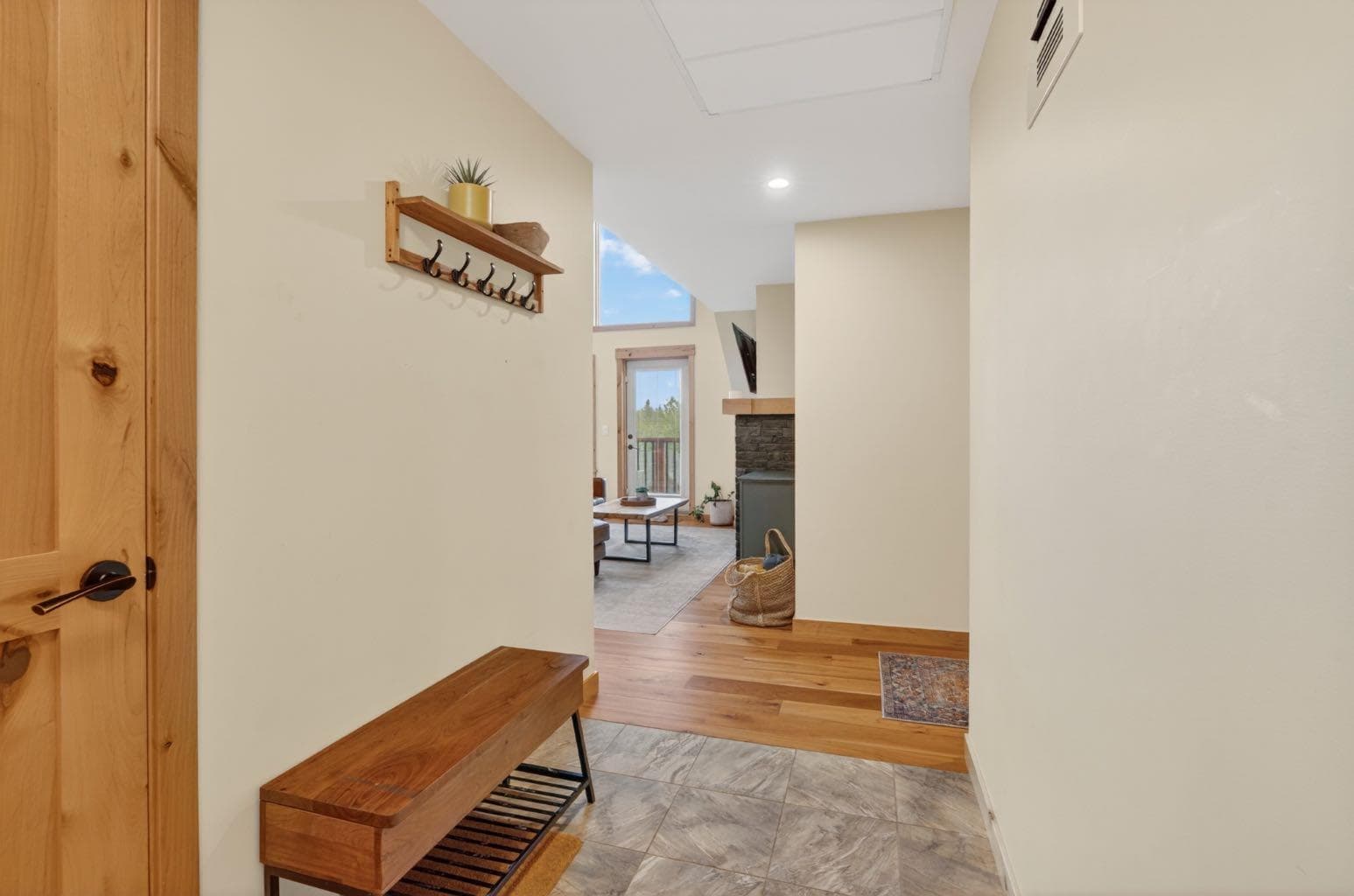 407, 707 Spring Creek Drive — photo 3