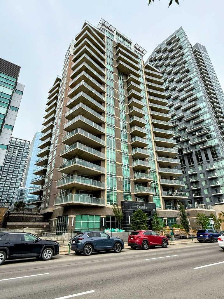 505, 530 12 Avenue SW — photo 2