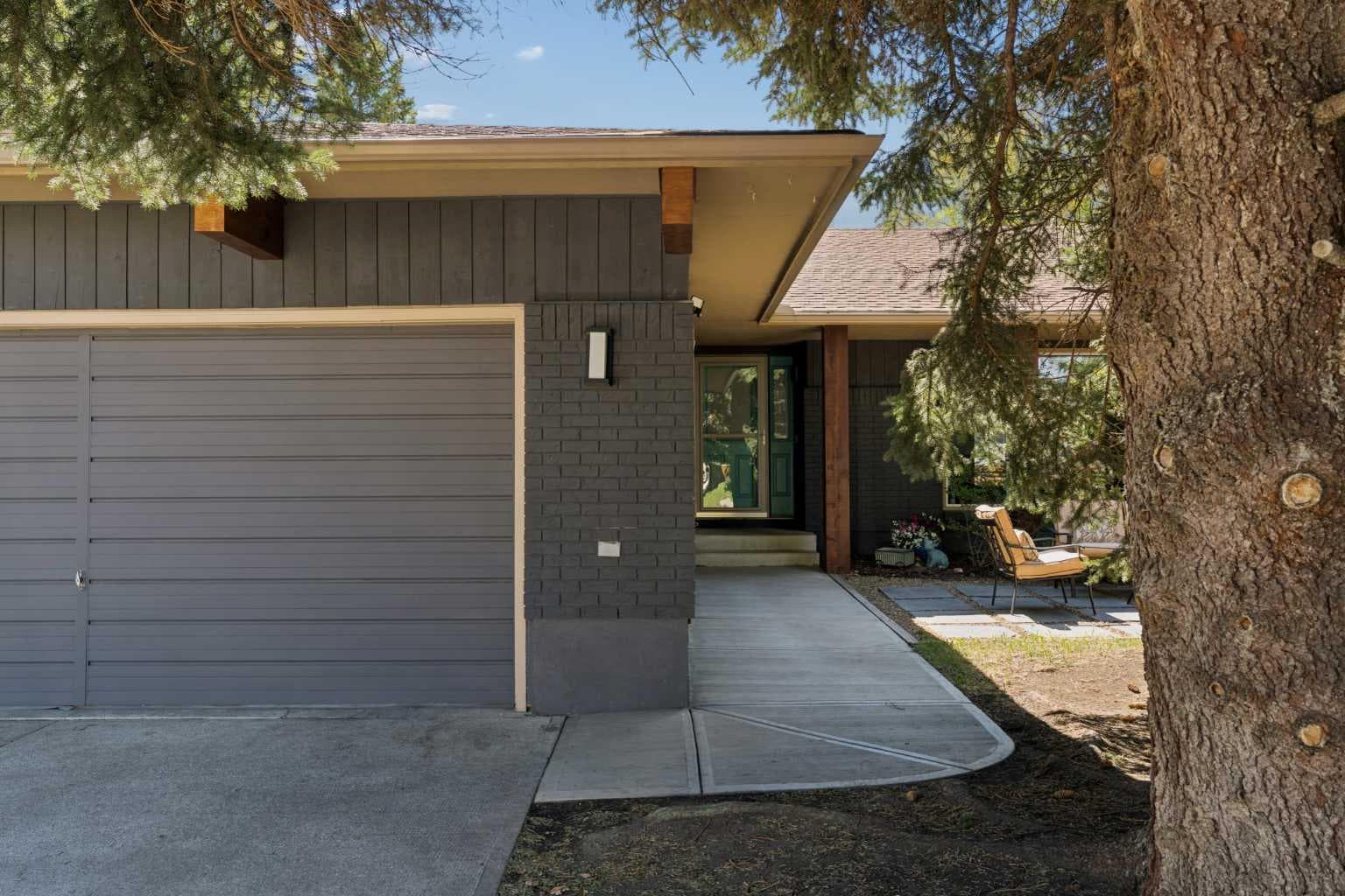 127 Parkglen Crescent SE — photo 3