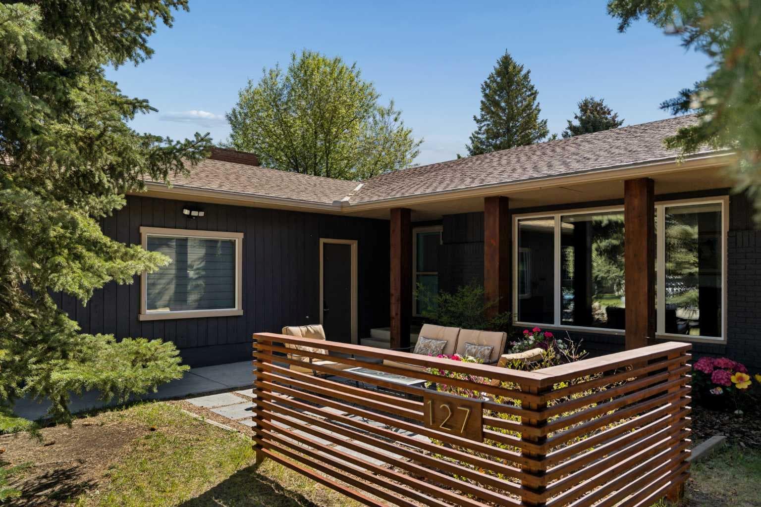 127 Parkglen Crescent SE — photo 5