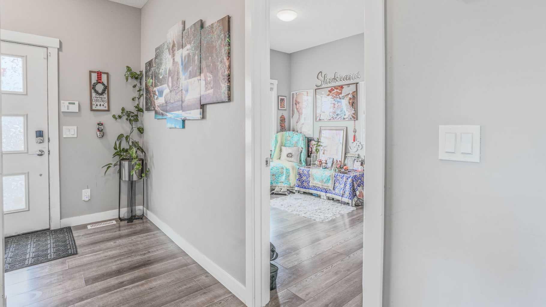 435 Savanna Boulevard NE — photo 3