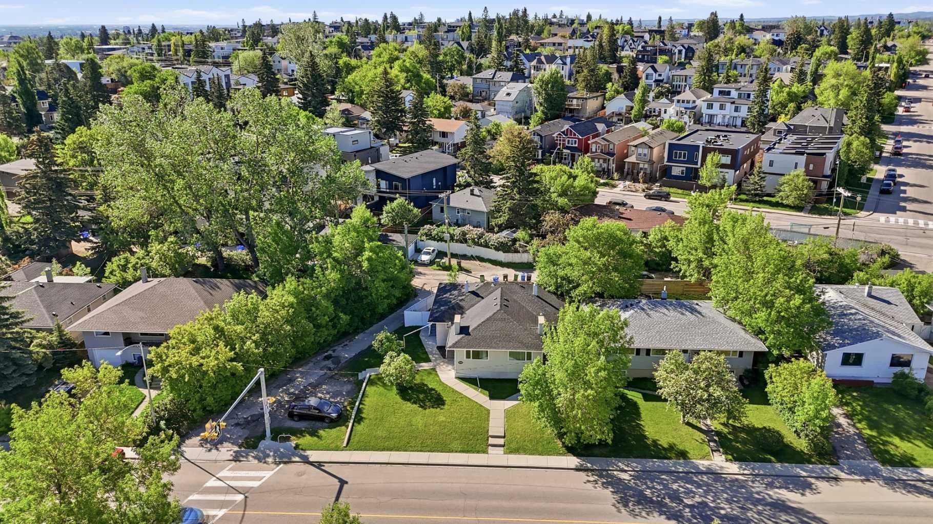 2404 & 2406 Richmond Road SW — photo 5