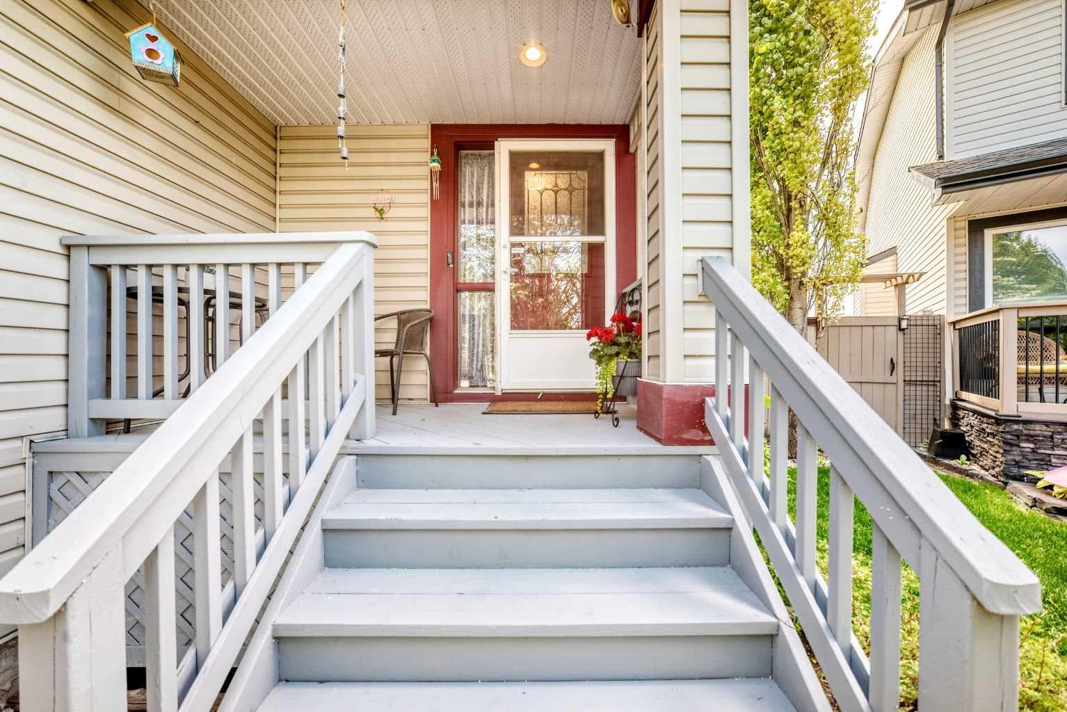 220 Shawbrooke Manor SW — photo 1