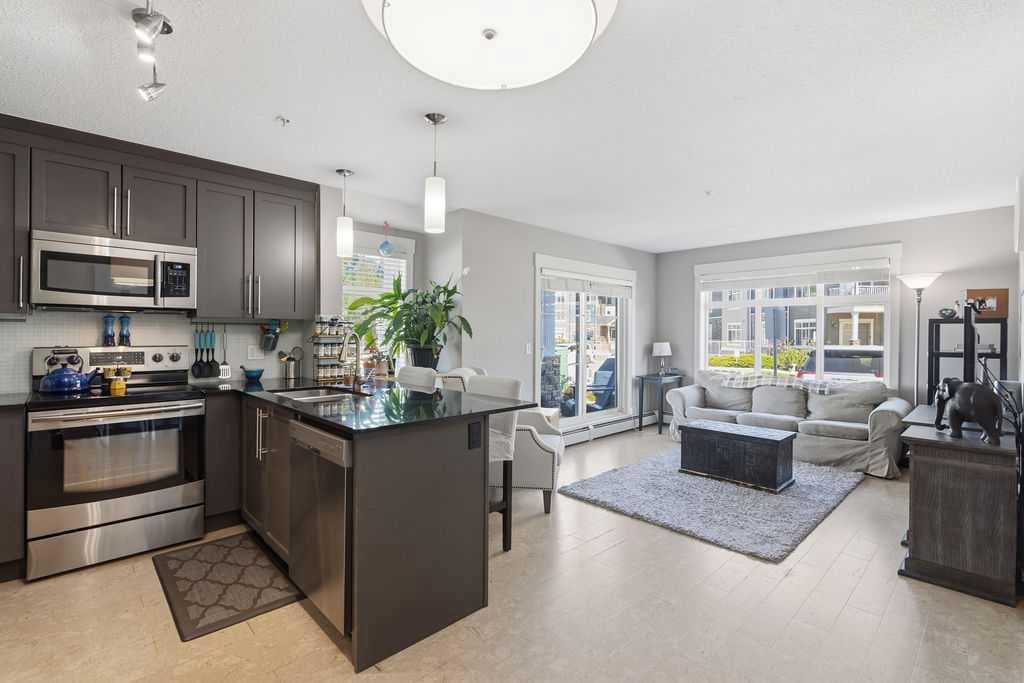 6114, 155 Skyview Ranch Way NE — photo 1