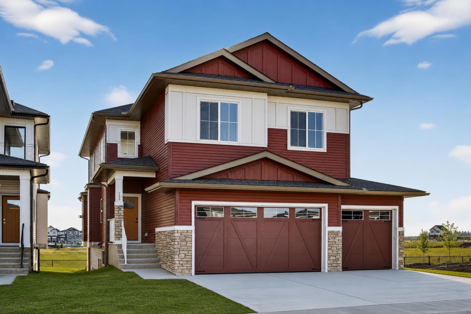 709 Dawson Common — photo 1