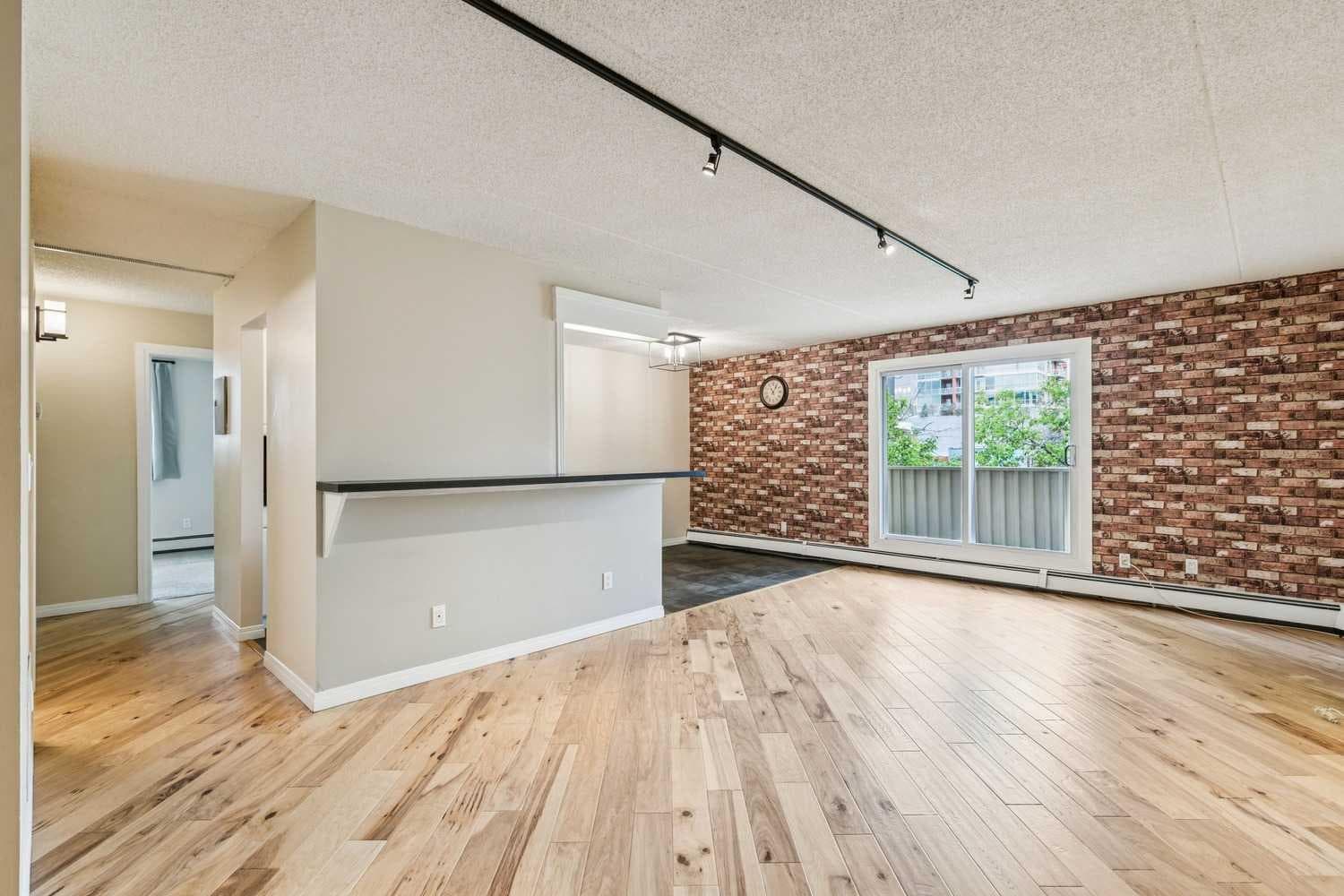 306, 128 15 Avenue SW — photo 3
