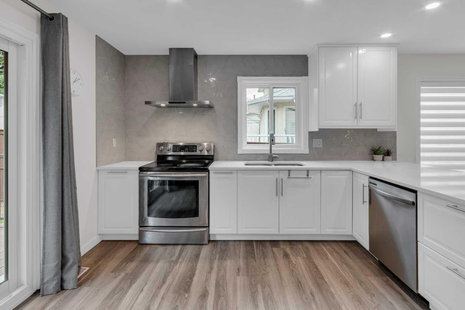203 Edgepark Boulevard NW — photo 5