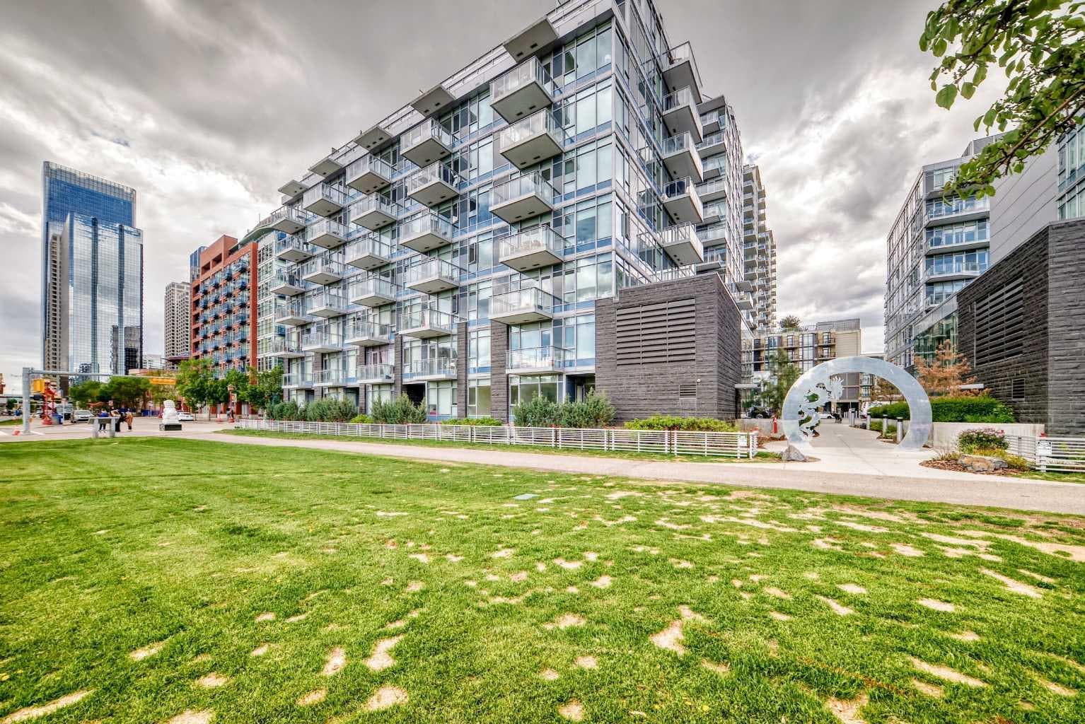106, 118 Waterfront Court SW — photo 2