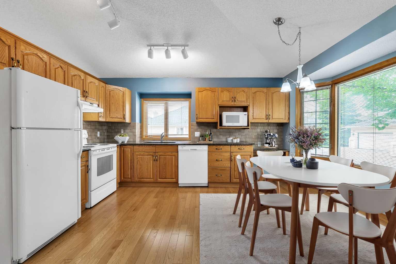 8 Edgepark Villas NW — photo 4