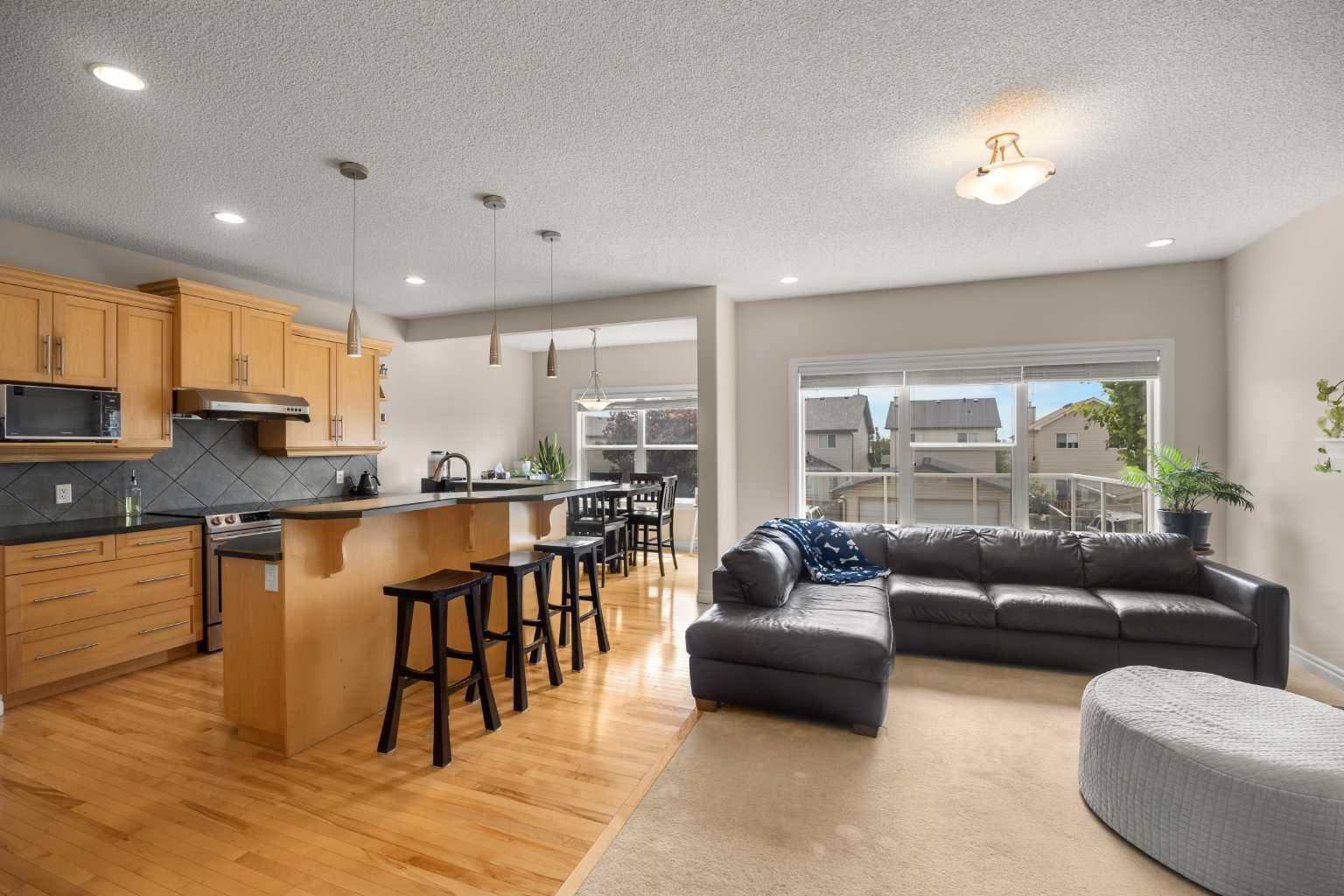 35 Covepark Place NE — photo 2