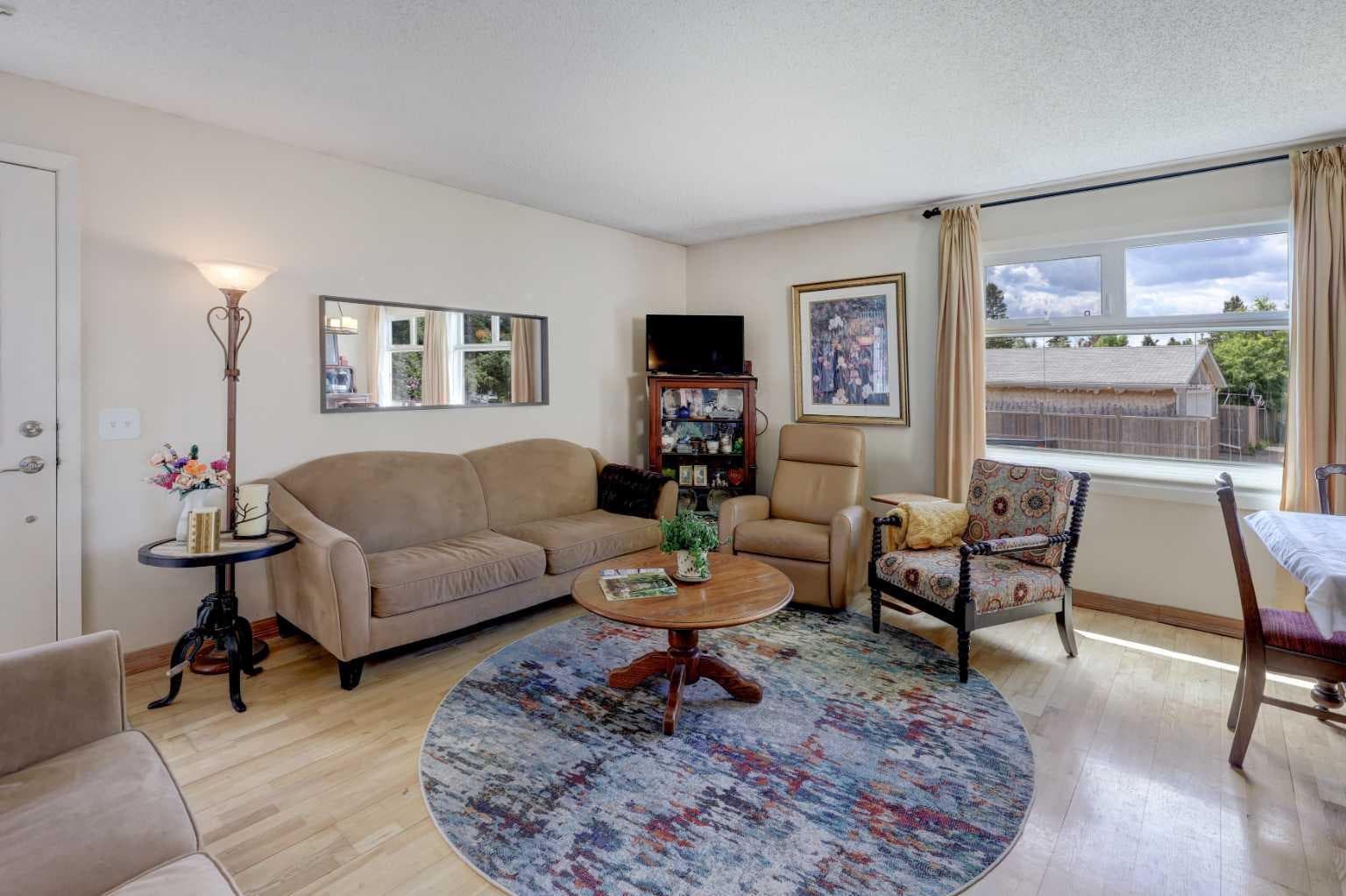 148 Rundlecairn Rise NE — photo 4