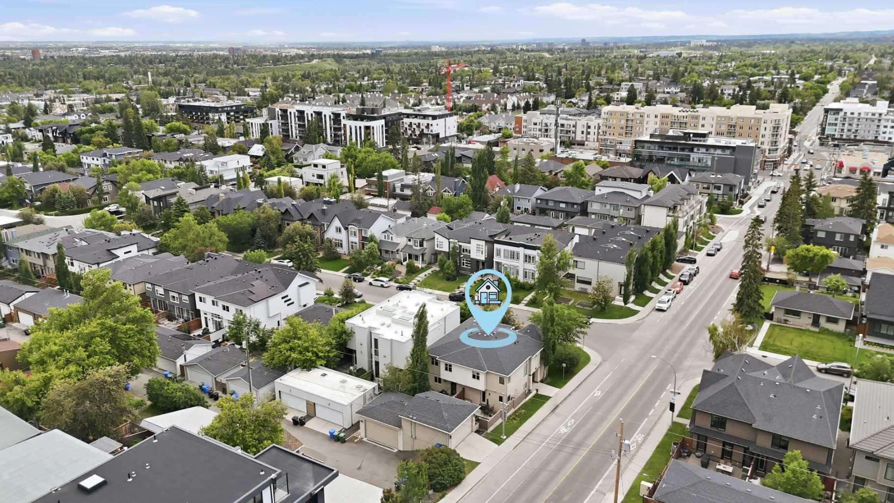 2040 31 Avenue SW — photo 3