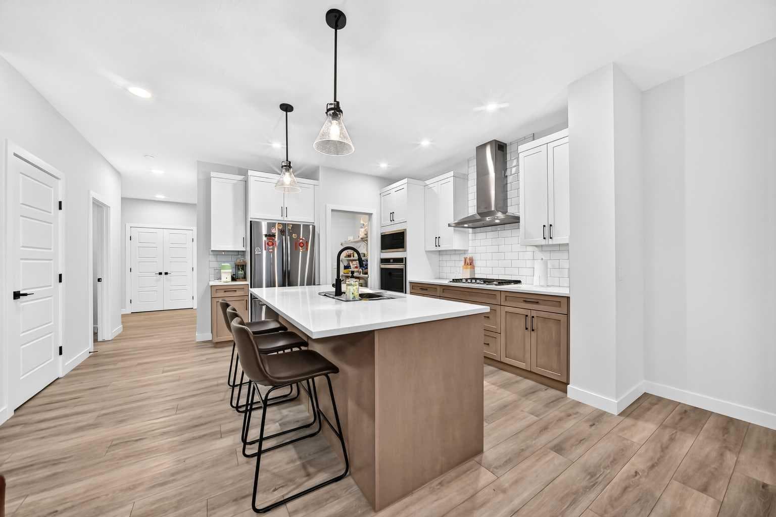 118 Ambleside Heath NW — photo 4