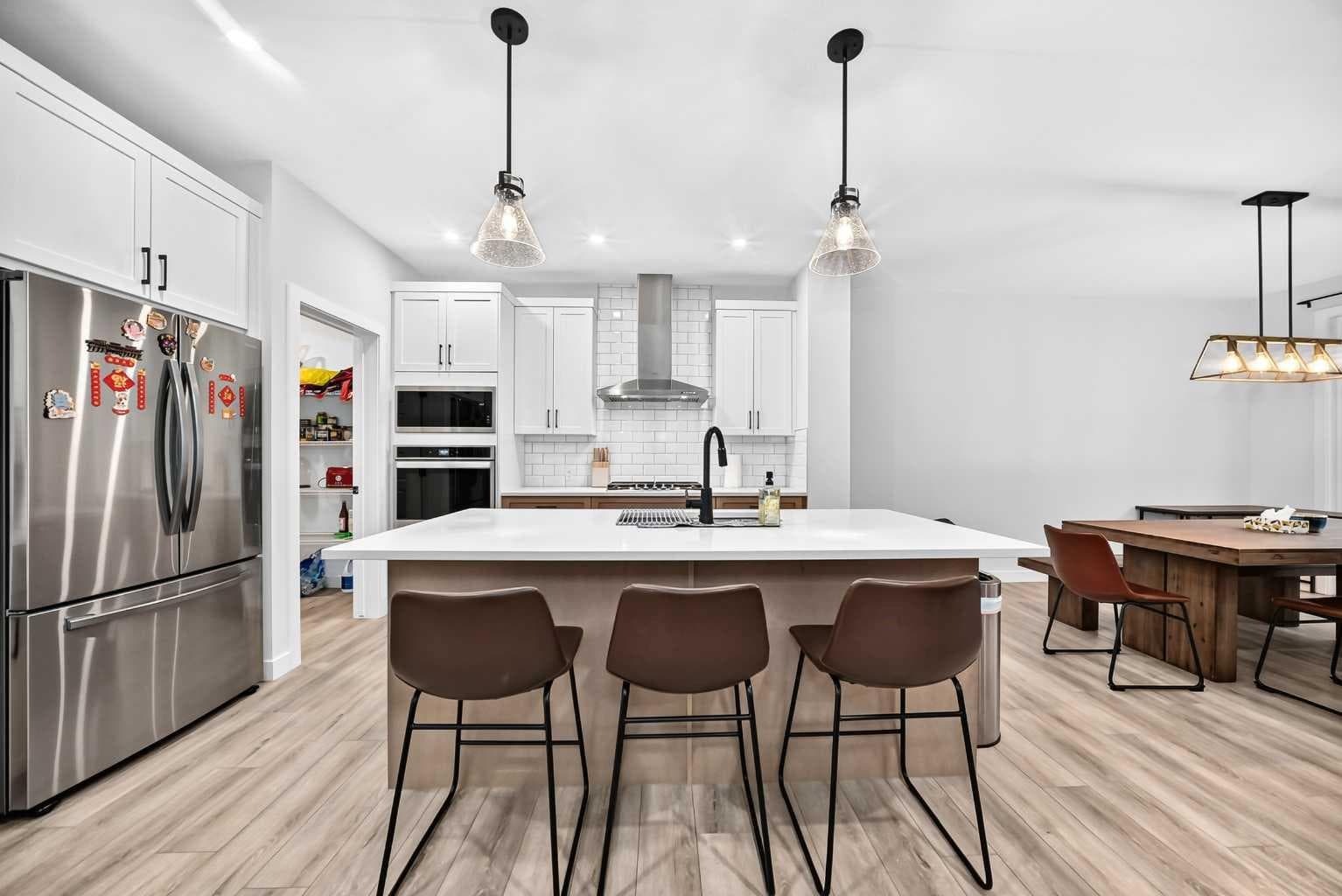 118 Ambleside Heath NW — photo 5
