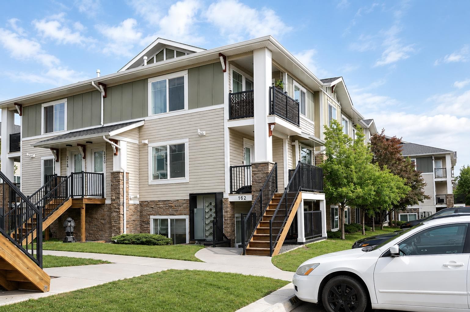 166, 300 Marina Drive — photo 1