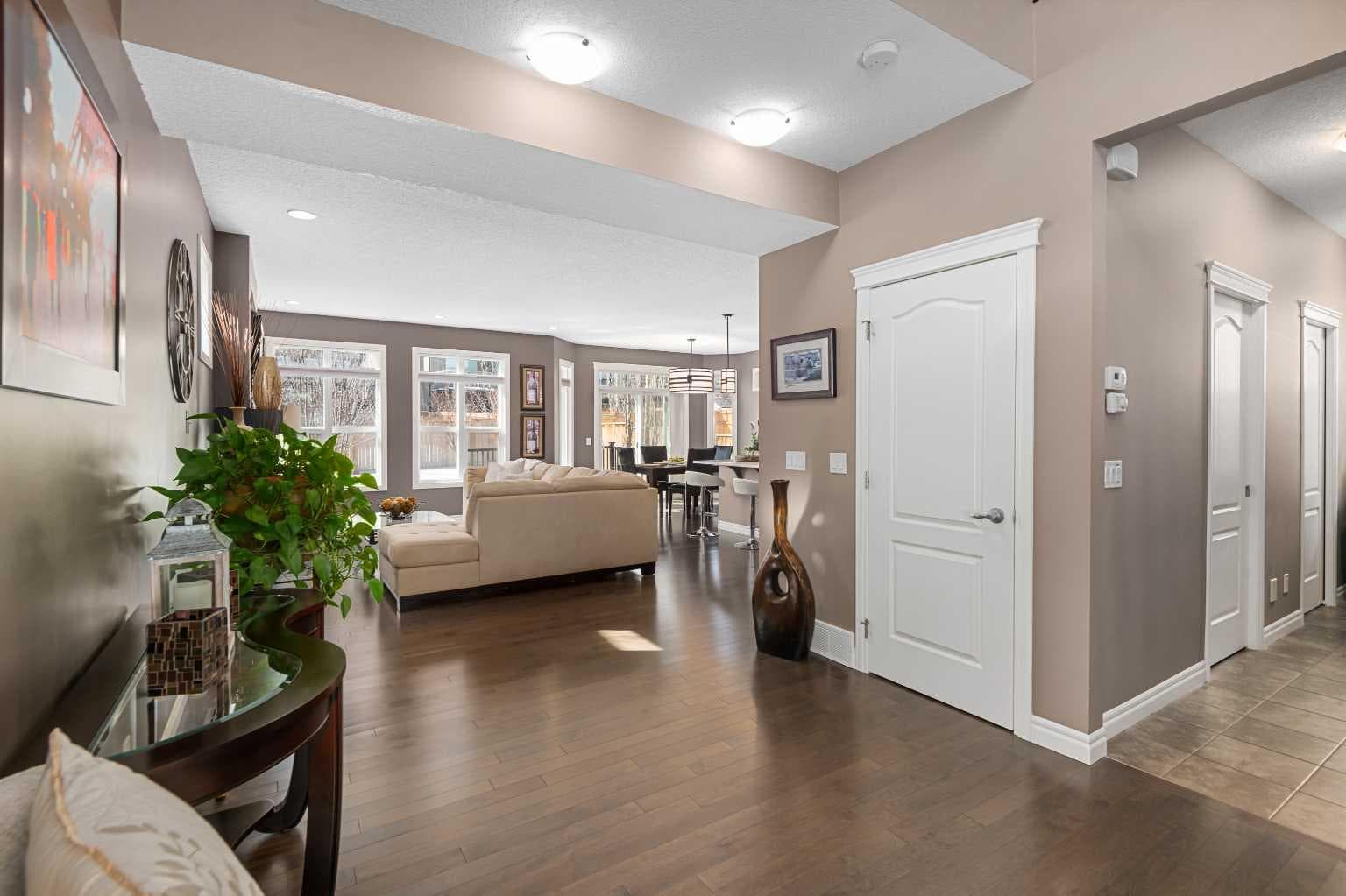 323 Nolan Hill Boulevard NW — photo 3