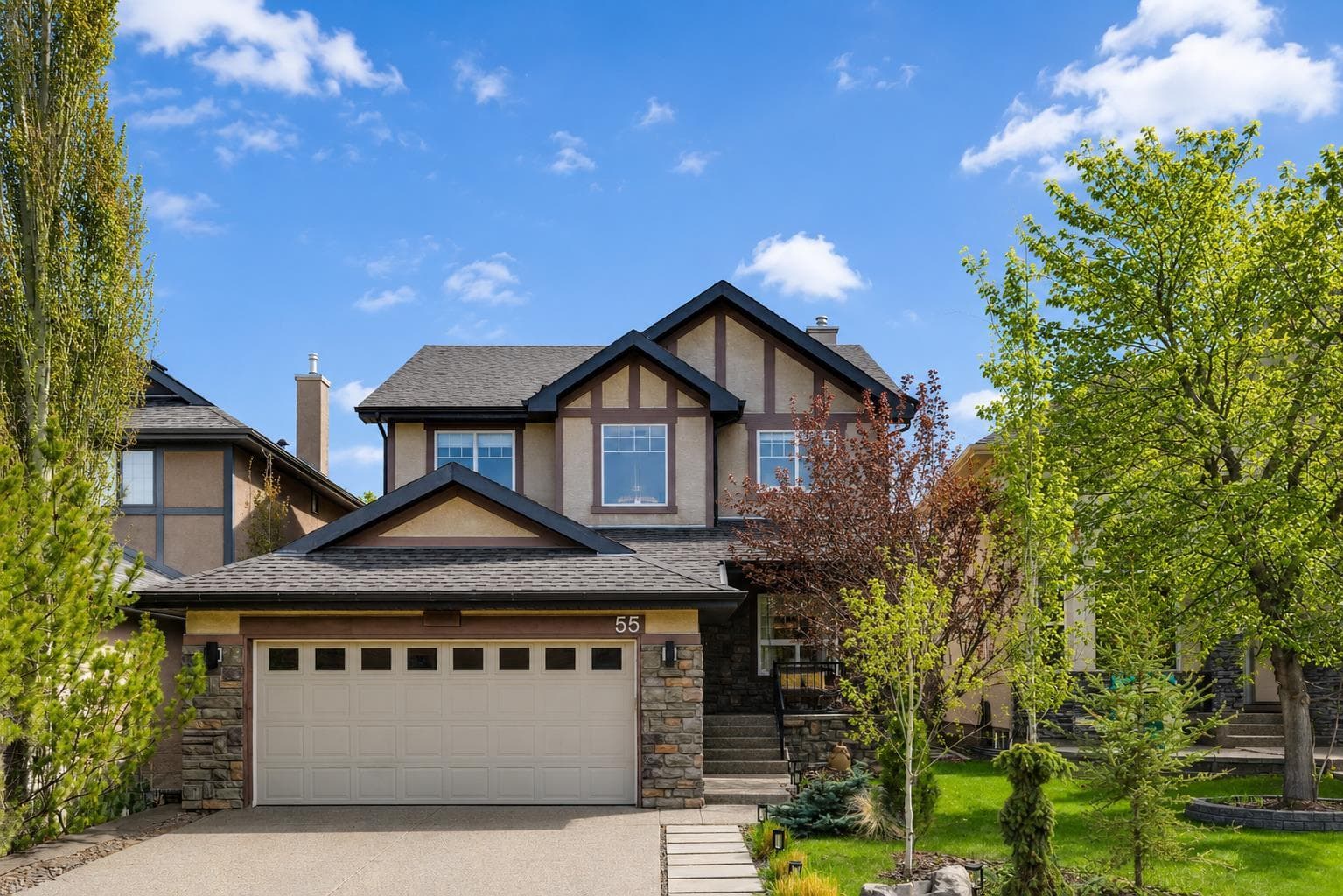 55 Wentworth Manor SW — photo 1