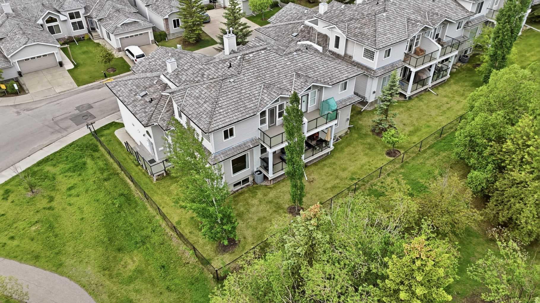 406 Rocky Vista Gardens NW — photo 2