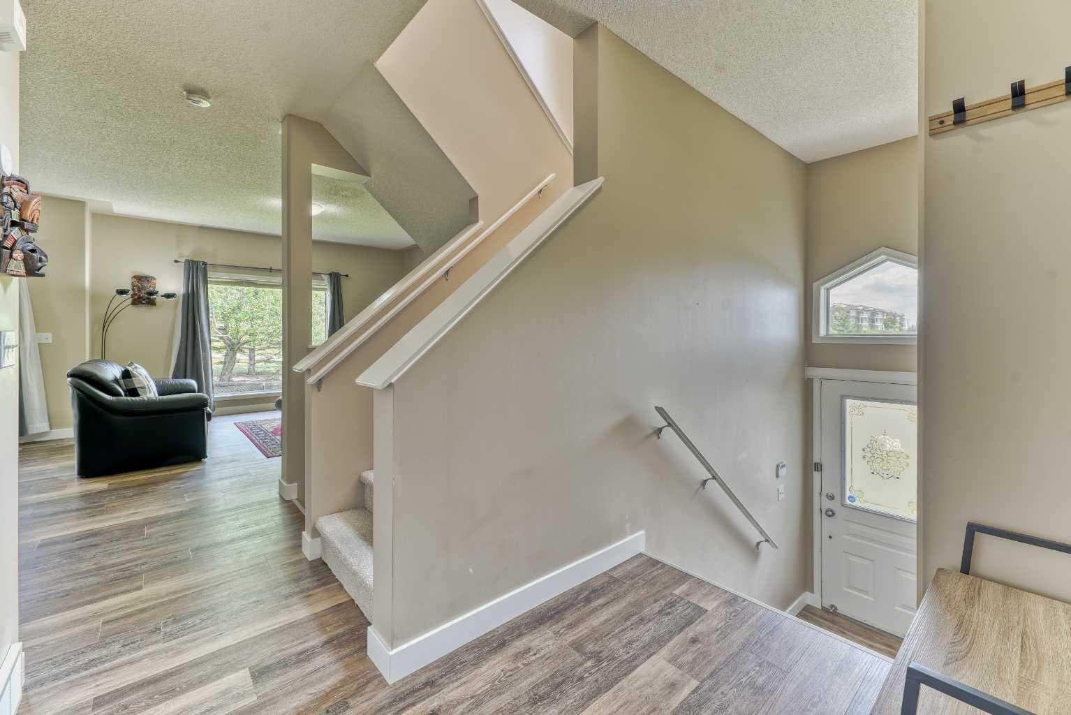 406 Rocky Vista Gardens NW — photo 5