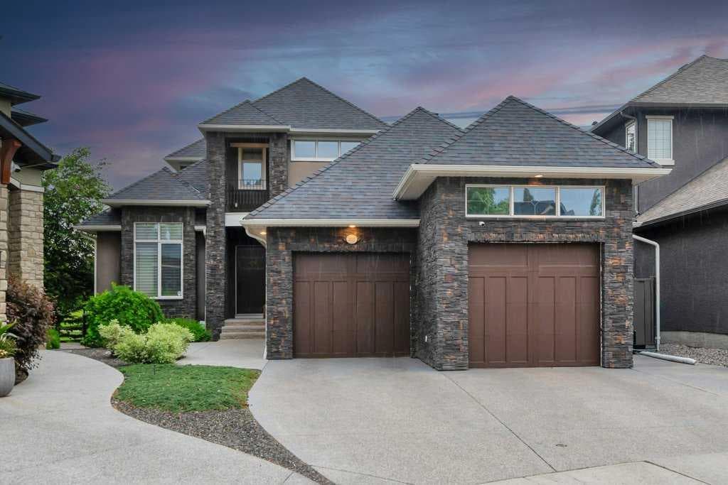 377 Evergreen Circle SW — photo 1